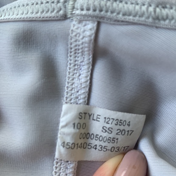 Silver gray under armor sports bra - Picture 4 of 4